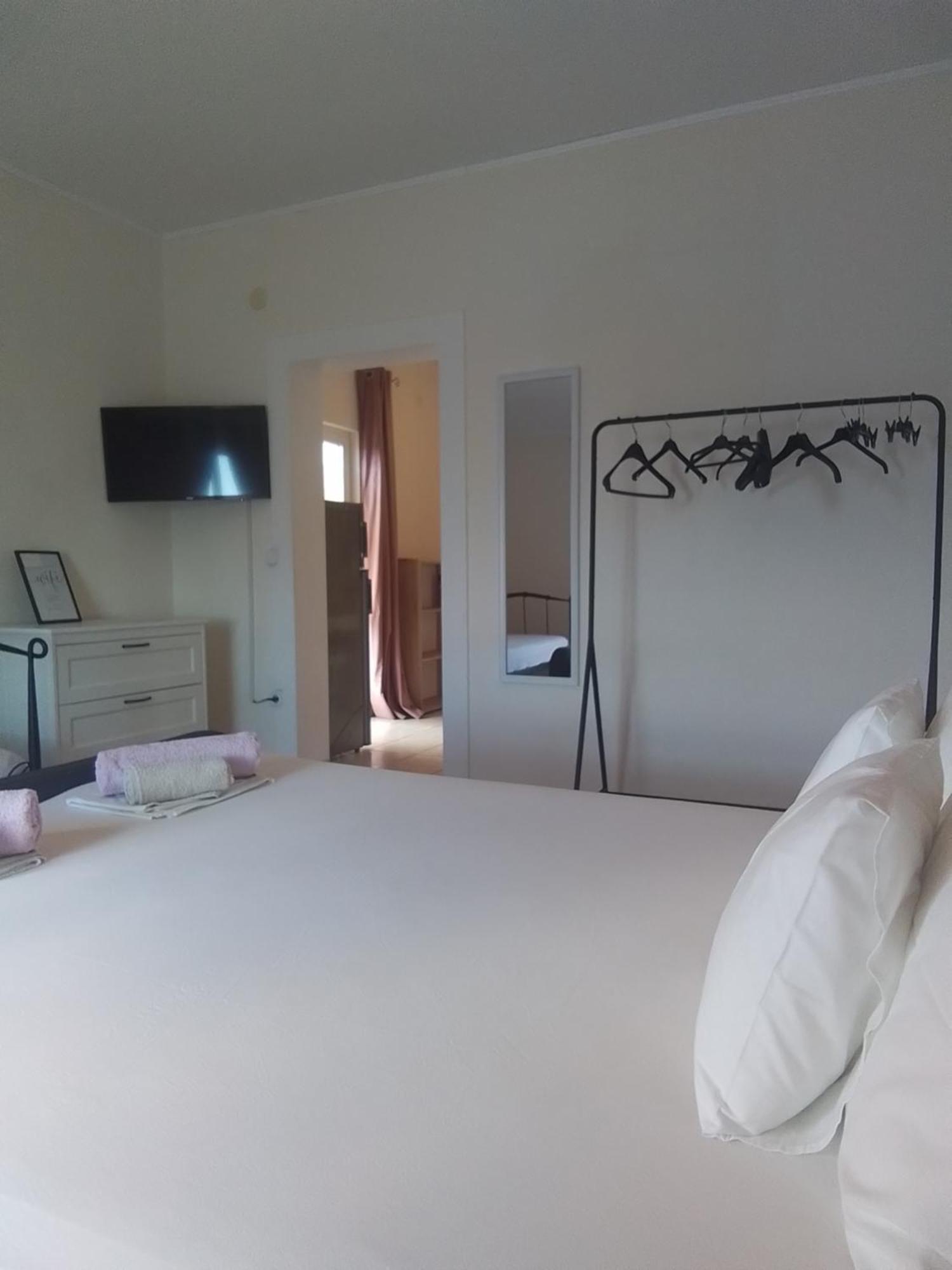 Apartmani Fani 2 Min Walking From Sea Orebić Exterior foto